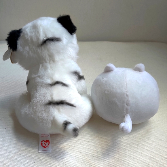 White Kitty Tiger Cub Bundle Tundra Ty Beanie New with Tag - Picture 3 of 9